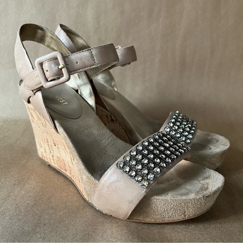 Nine West “Susan” Taupe Rhinestone Wedge Sandals size 6.5